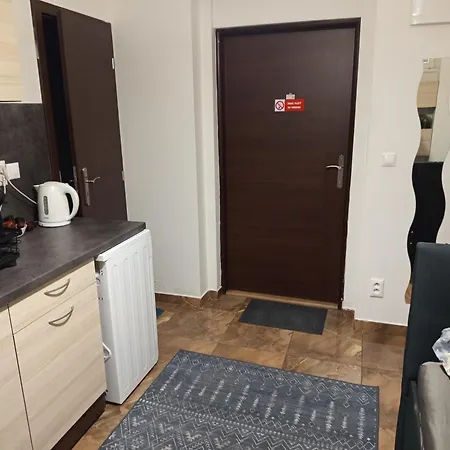 Basement Close To Train Station