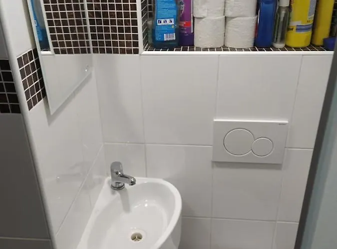 Appartement Basement Close To Train Station Bratislava