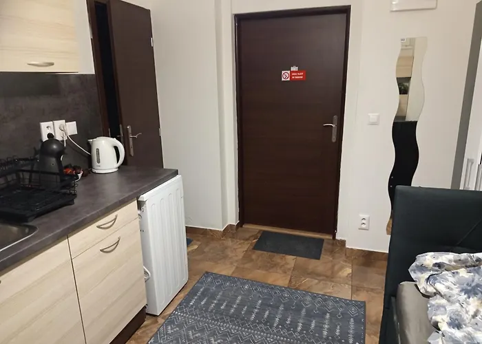 Basement Close To Train Station